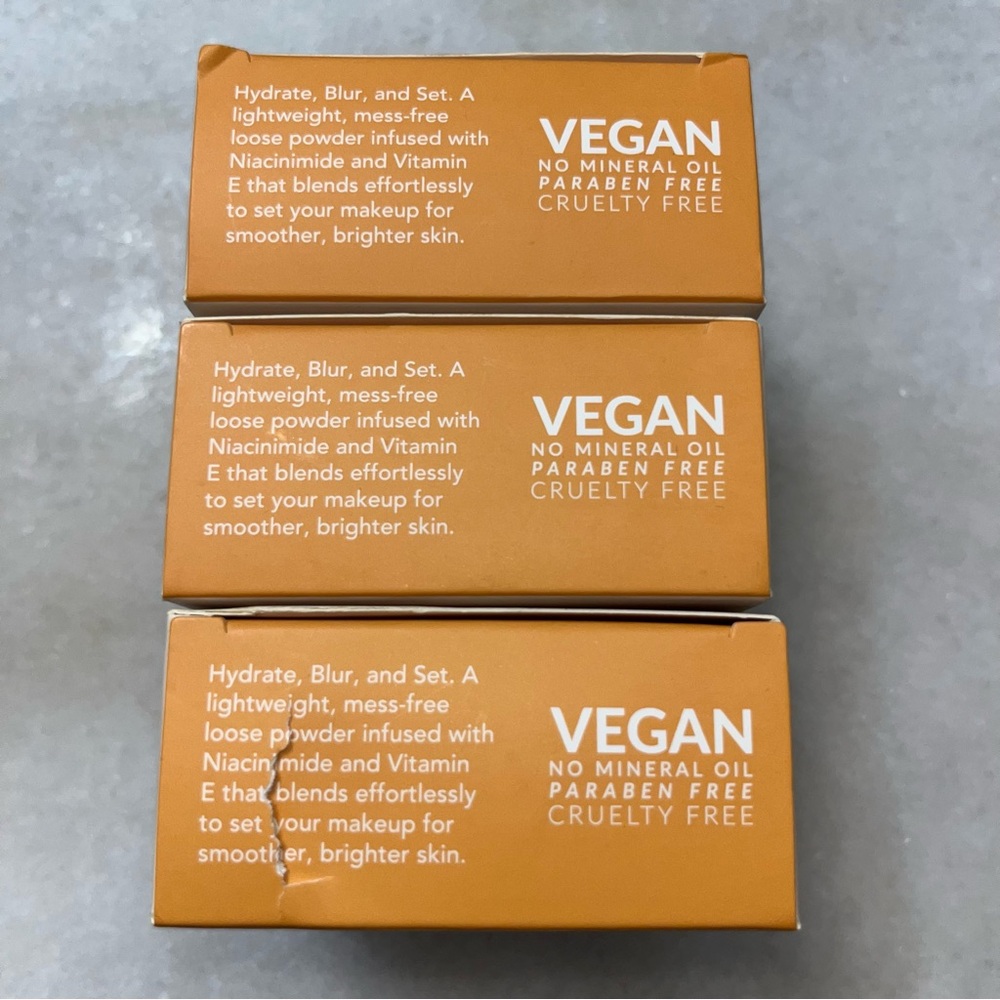Beauty For Real Hydra set Translucent Finishing Powder Translucent 2 - Picture 5 of 7